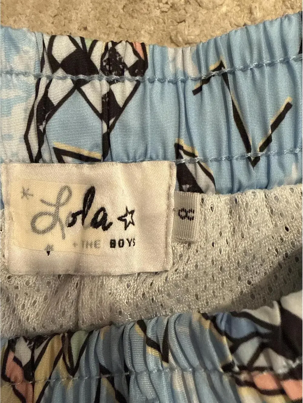 Lola And The Boys boys swim